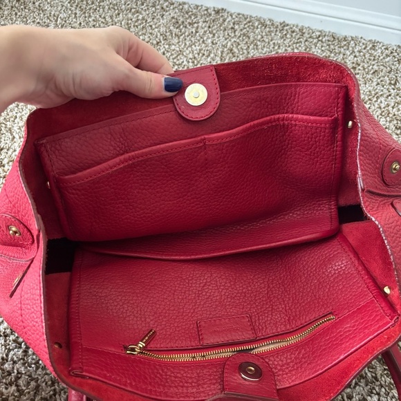 Dolce & Gabbana | Women's Red Leather Shoulder Bag - Picture 13 of 15